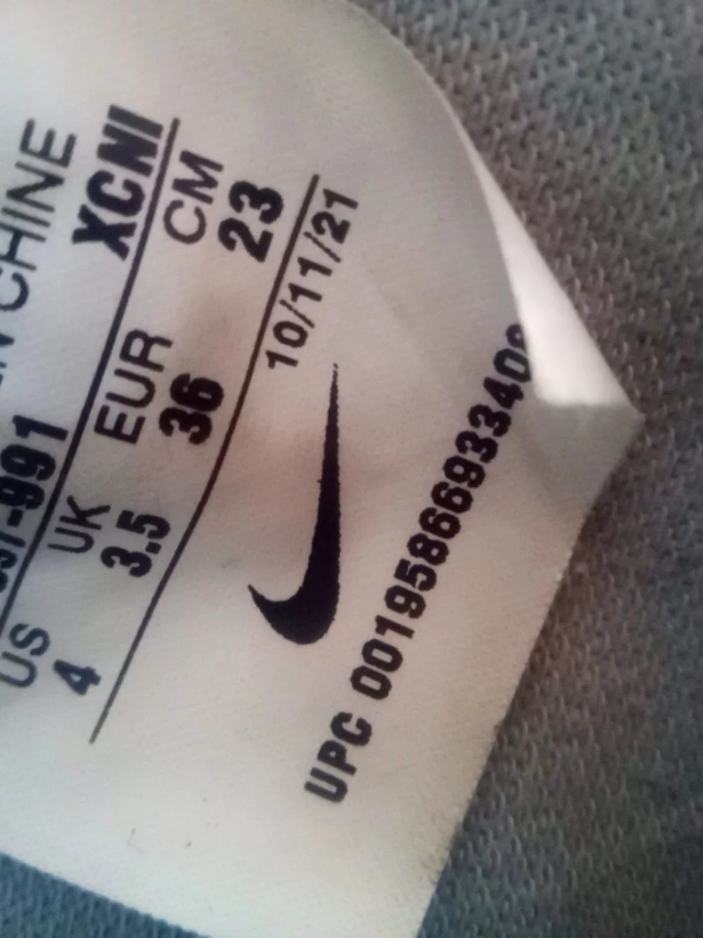Nike By You customizable Blazer Mid ’77 SiZe 4